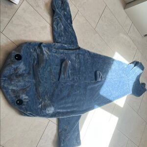 Skark hoodie blanket adult size large
